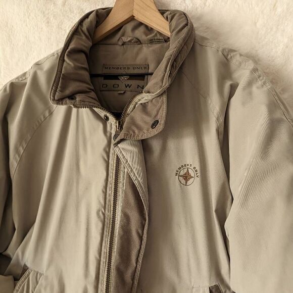 Vintage Members Only Jacket Men's Down Filled Puffer Jacket Tan Size Large - Picture 13 of 13